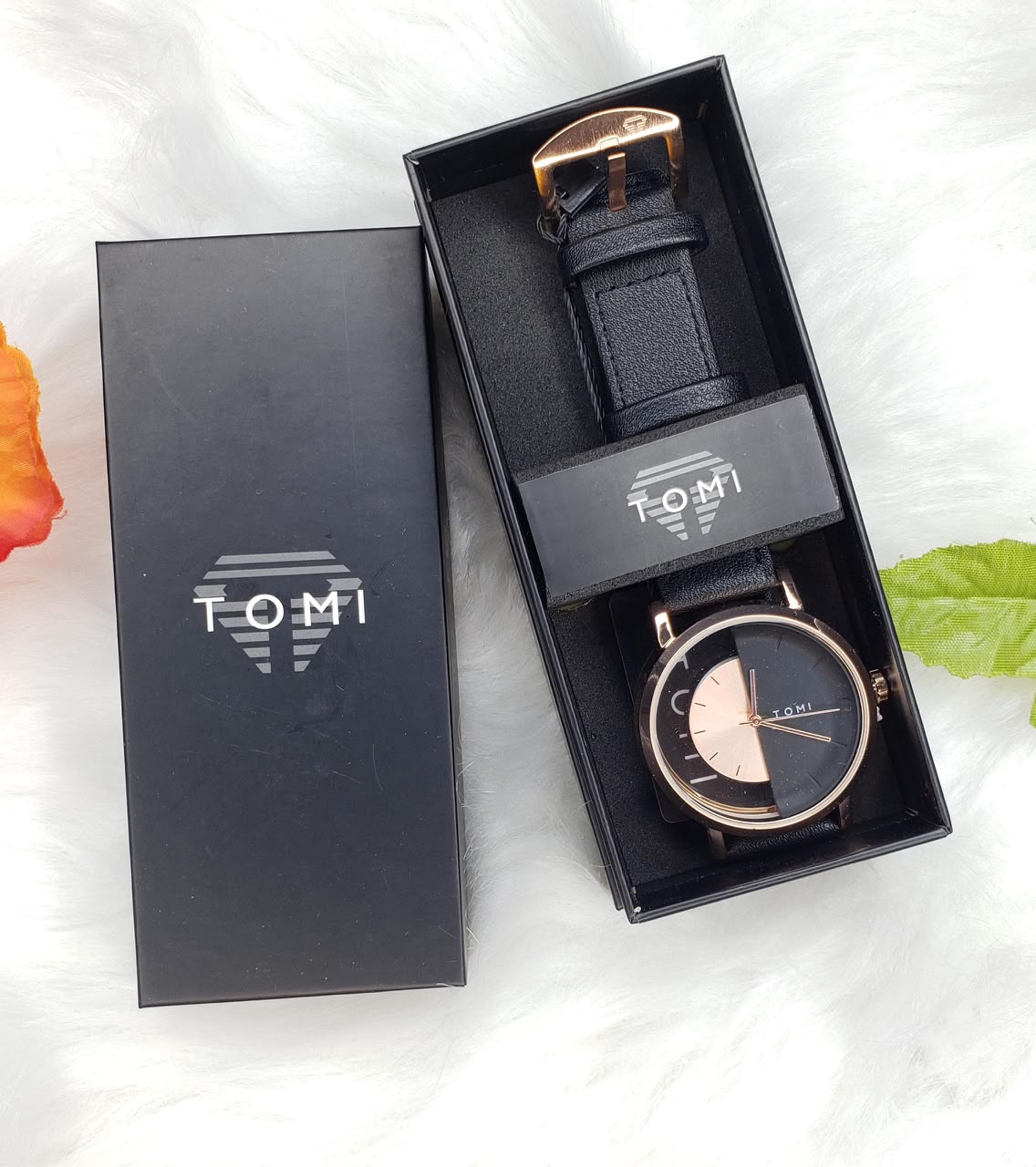TOMI Classic Watch with black leather strap in a black gift box